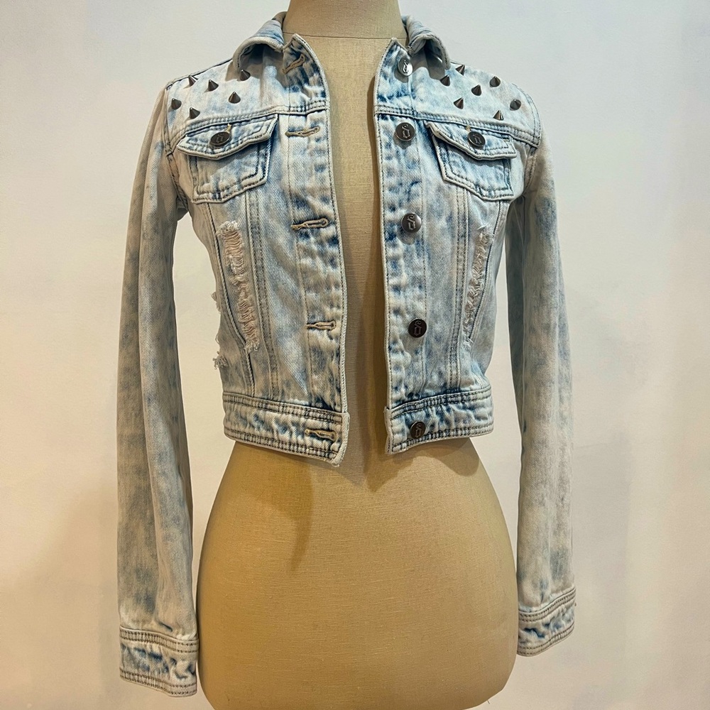 Decree Crop Denim Jacket
